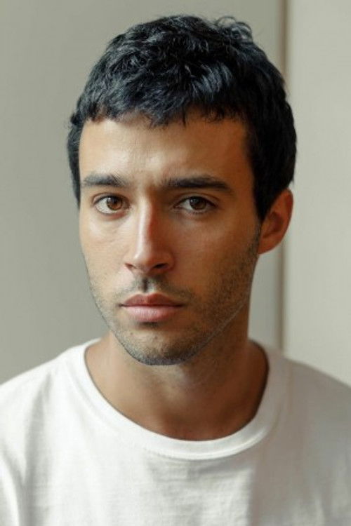 Bernardo Busnello as Natan