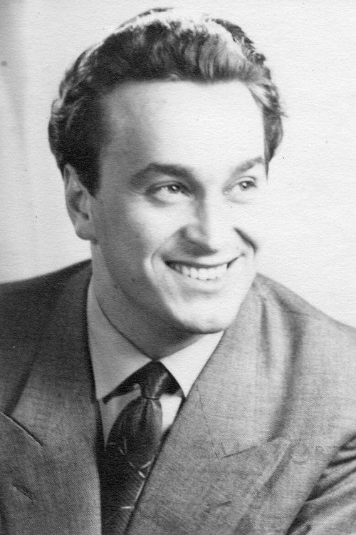 Ekke Hämäläinen as Lillian's date