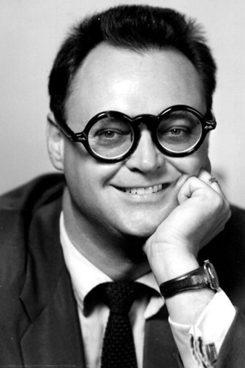 Jim Hawthorne as Hawthorne (as hawthorne)