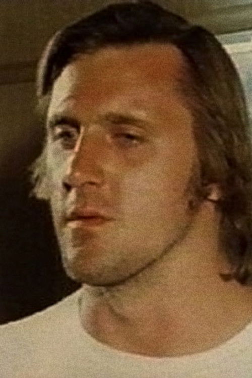 Leroy Jennings as Andy