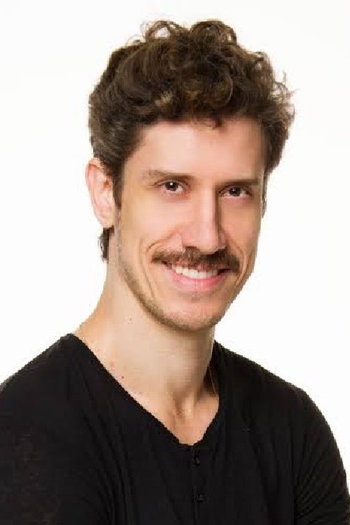 Theodoro Cochrane as Edson