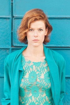 Renata de Lélis as Blonde