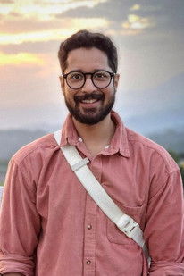 Rajat Barmecha as Rohan Singh