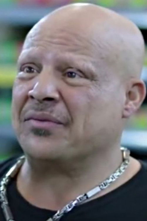 Ahmed Al Husseni as كنيف