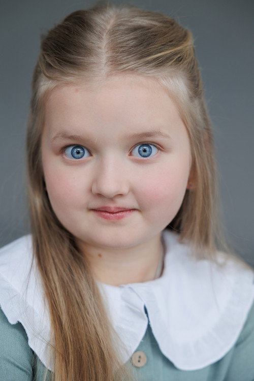 Арина Шульга as Хулиганка