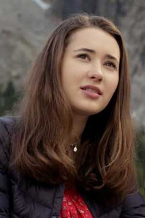 Margot Nuccetelli as Mia (voice)