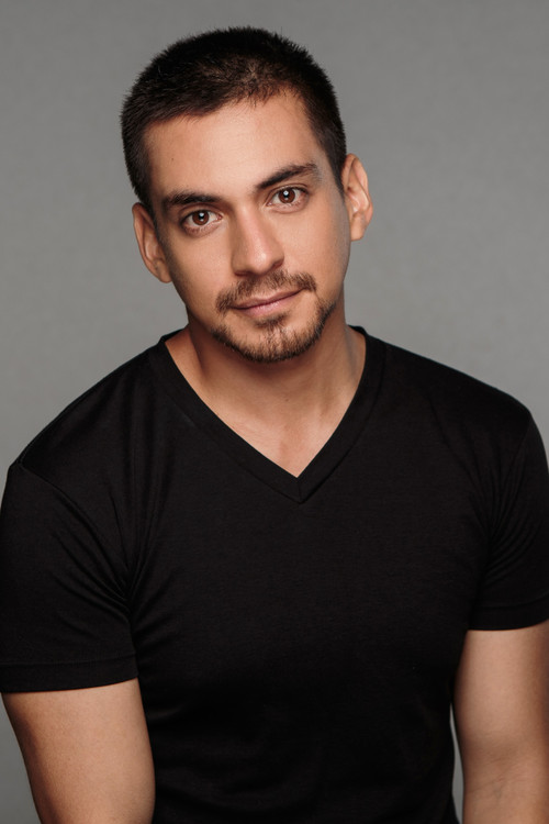 Emanuel Soriano as Alí