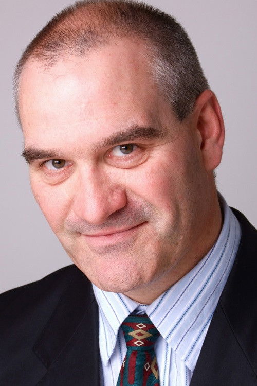 Patrick Hales as Hec Crene