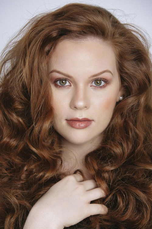 Camila Duarte Cakir as Meryem