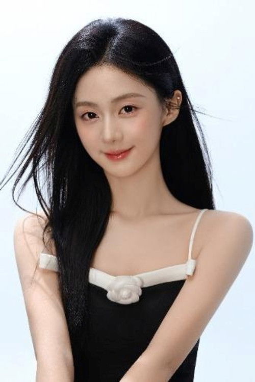 邓昕玥 as 陆呦呦