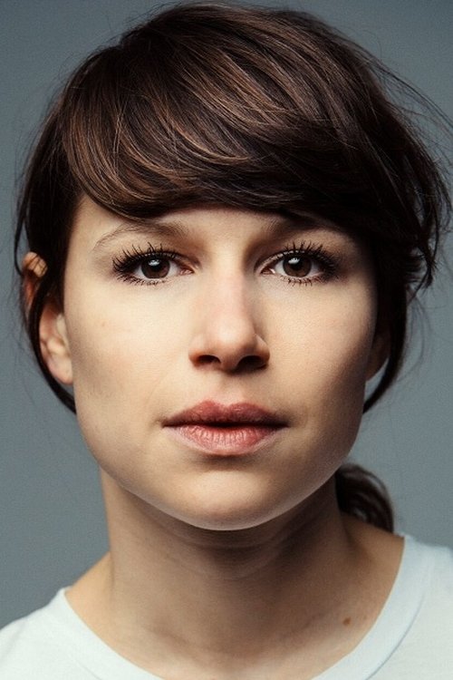 Kathrine Thorborg Johansen as Maja