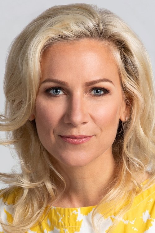 Patricia Zentilli as Lynn