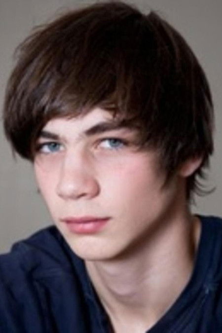 Barthélémy Guillemard as Adrien