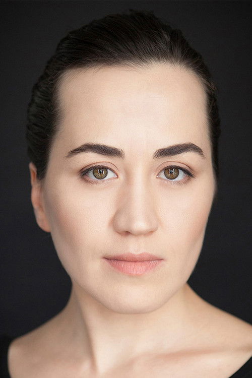 Nagihan Gürkan as Zeynep