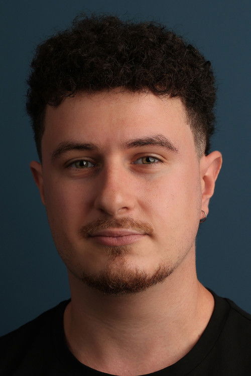 Meyer Levinson-Blount as Nir