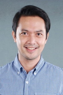 Rommel Velasquez as Doc Santos