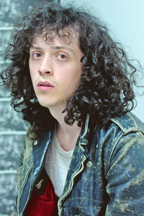 Max Turnbull as Larry the Lung