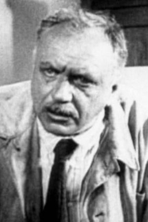 Pyotr Andriyevsky as nachalnik Nakhimovskogo uchilishcha