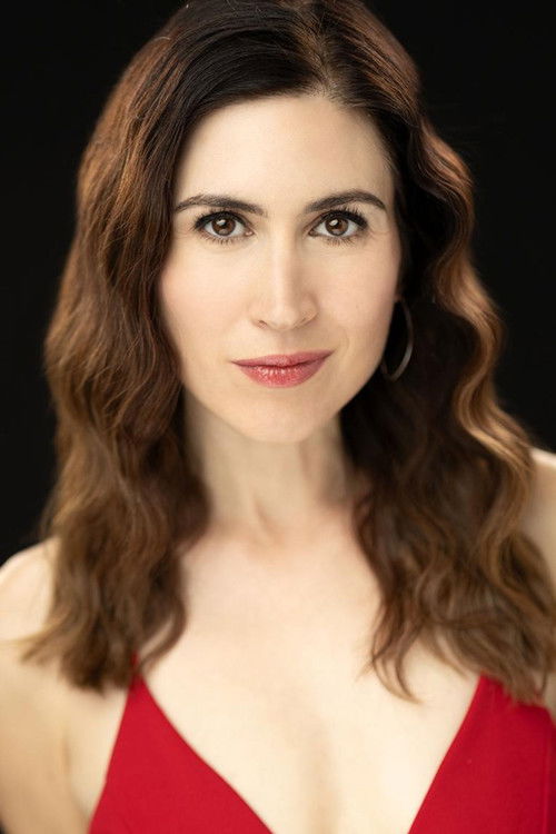 Lili-Kayy Park as Skyla