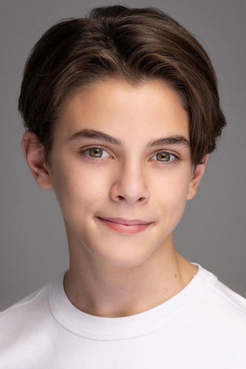 Kaan Alp Dayı as Adem