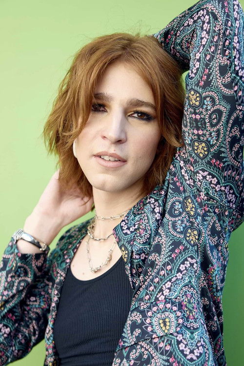 Ximena García Lecuona as Fantasma en el Clóset