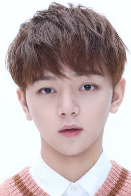 Deng Zhiyuan as Zhou Feifan