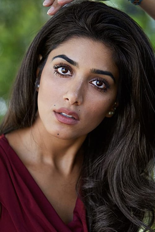 Arazou Baker as Banu