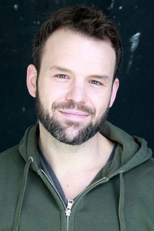 Johannes Aichinger as Paul Taubert