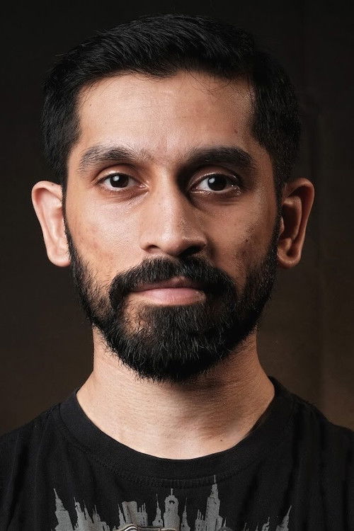 Joaquim Gonsalves as Gardien