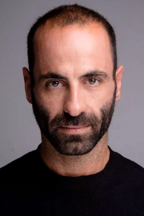 Miguel Coutinho as Nuno