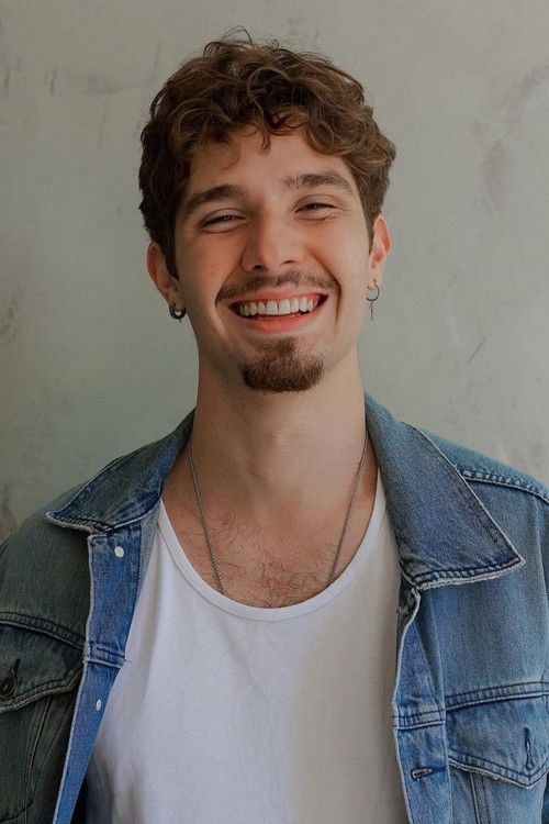 Lucca marques as Rui