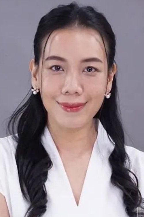 Laphattalada Tovanabutra as Prim