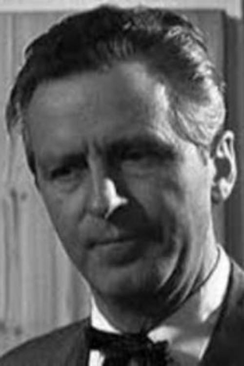 John McLaren as Macabee Senior