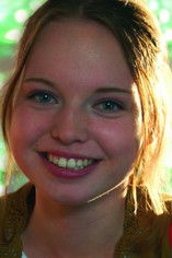 Luna Van Avermaet as Sacha