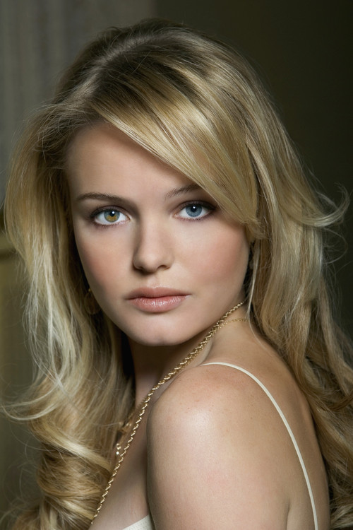 Kate Bosworth as Beth Fisher