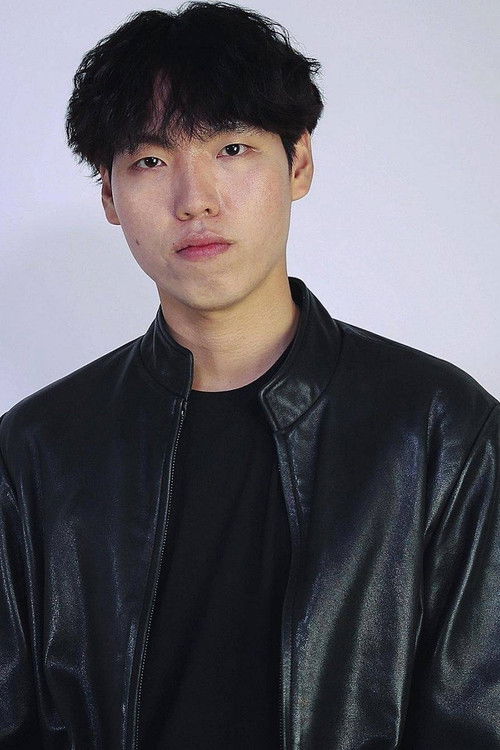 Han Kook In as Jin-cheol