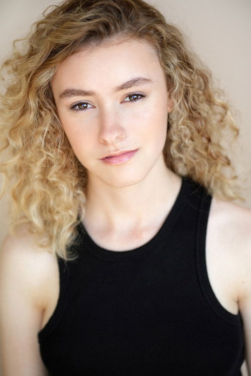 Ella Dixon as Kat Sandburg