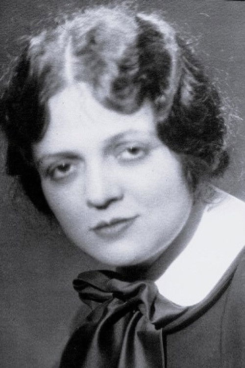 Elaine Ivans as Georgette