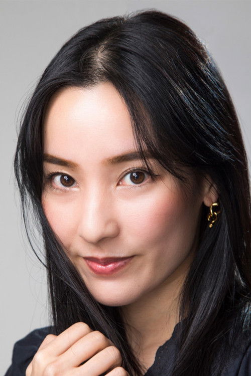 Nanami Kameda as Nanami