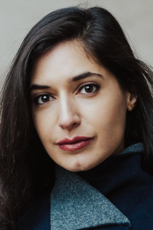 Siir Tilif as Christinna