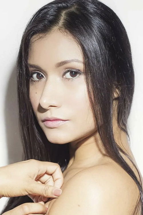 Indra Santamaría as Vocera