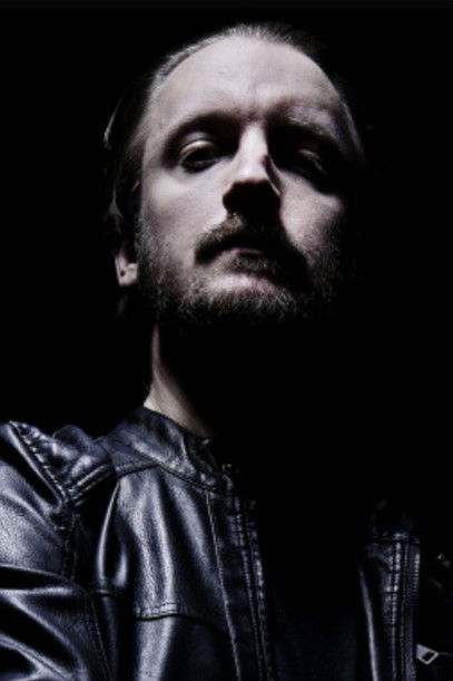 Niklas 'Nille' Sandin as 