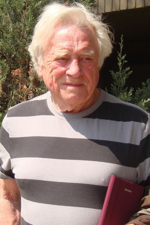 Gerald Potterton as Self - Director of 'The Railrodder'