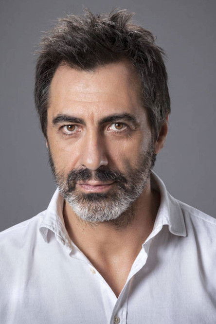 Juan del Val as Self - Jury Member