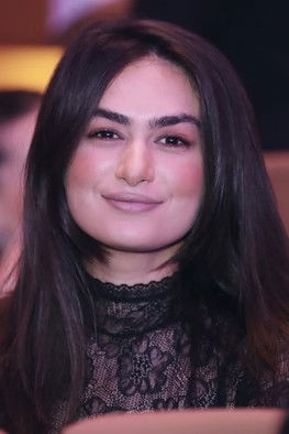 Aziza Hashimova as Leyli