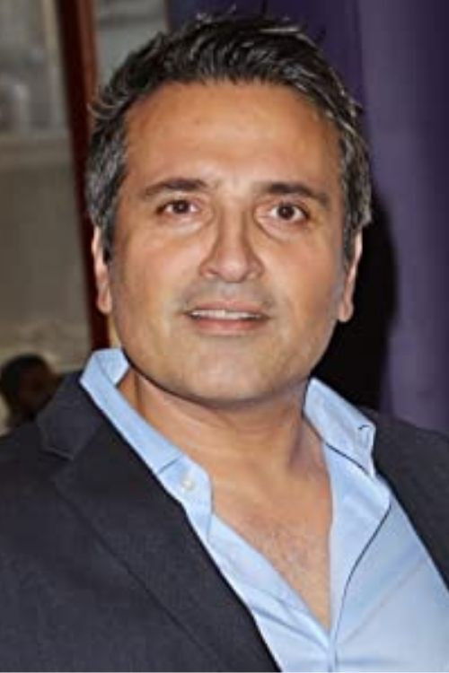 Adrian Askarieh as Himself