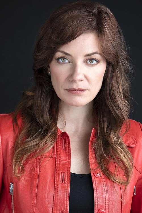 Dana Fradkin as Jennifer