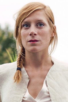 Inès Grunenwald as La secrétaire de la cure