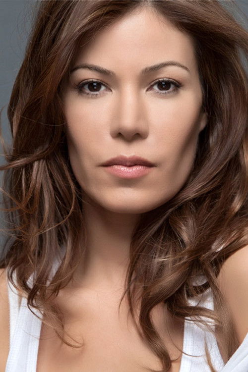 Iris Almario as Missy