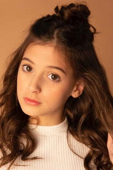 Laura Rauseo as Magali